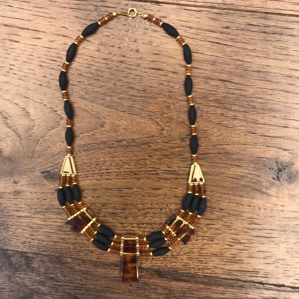 Necklace - Picture 5 of 9